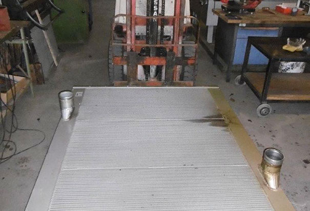 Anlieferung-eines-defekter-Biogas-Ladeluftkühler