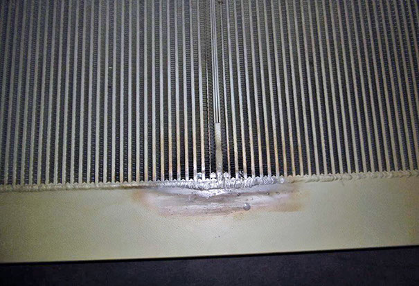 Abgedichteter Riss im Biogas Ladeluftkühler